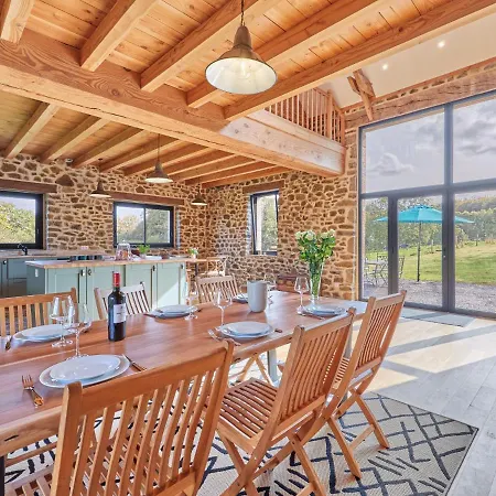 La Favrais By Interhome Saint-Aubin-de-Terregatte