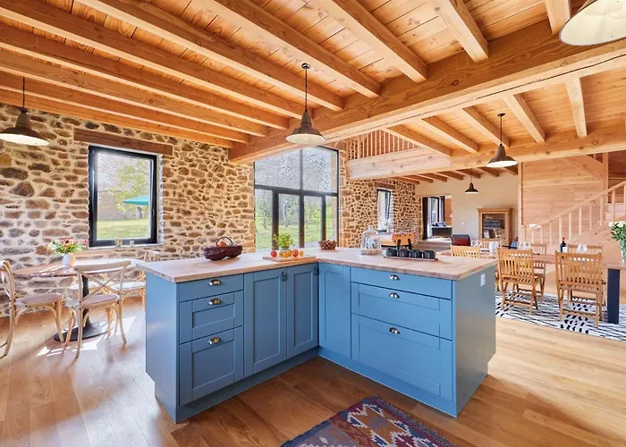 La Favrais By Interhome Saint-Aubin-de-Terregatte