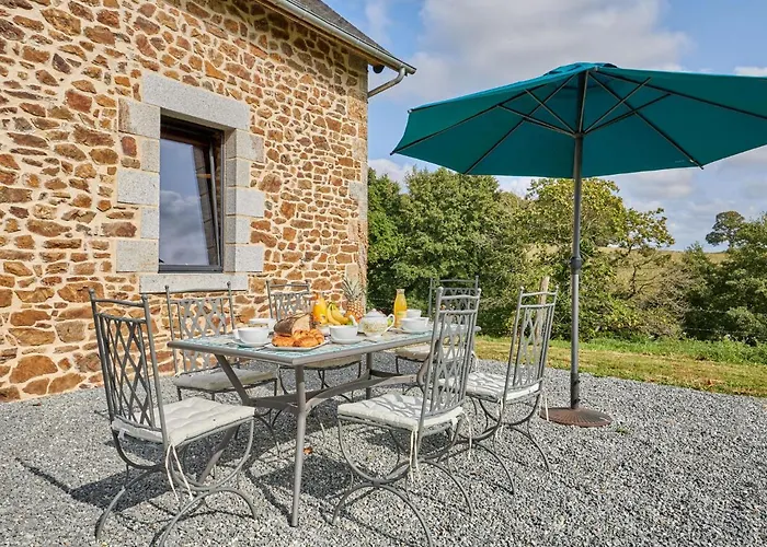 Vakantiehuis La Favrais By Interhome Saint-Aubin-de-Terregatte